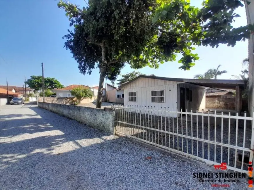 Foto 2 de Casa com 2 quartos à venda, 72m2 em Centro, Balneario Barra Do Sul - SC