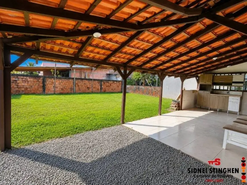 Foto 9 de Casa com 2 quartos à venda, 80m2 em Balneario Barra Do Sul - SC