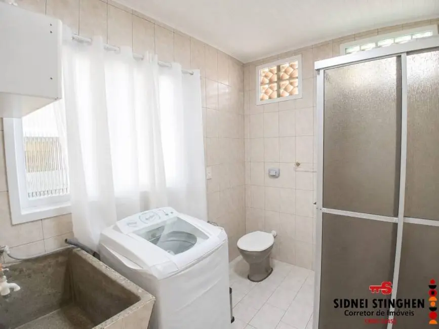 Foto 9 de Casa com 3 quartos à venda, 125m2 em Balneario Barra Do Sul - SC
