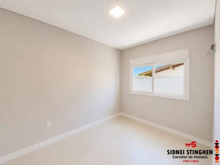Foto 9 de Casa com 3 quartos à venda, 210m2 em Centro, Balneario Barra Do Sul - SC