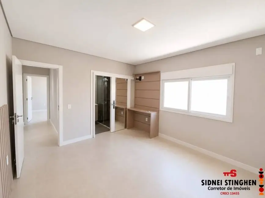 Foto 7 de Casa com 3 quartos à venda, 210m2 em Centro, Balneario Barra Do Sul - SC