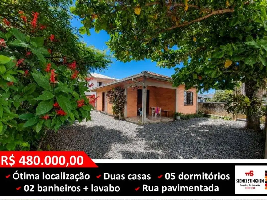 Foto 1 de Casa com 5 quartos à venda, 240m2 em Centro, Balneario Barra Do Sul - SC