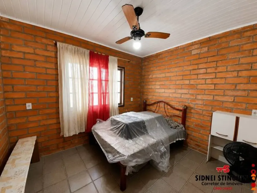 Foto 8 de Casa com 5 quartos à venda, 240m2 em Centro, Balneario Barra Do Sul - SC