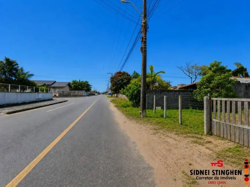 Foto 4 de Terreno / Lote à venda, 360m2 em Balneario Barra Do Sul - SC