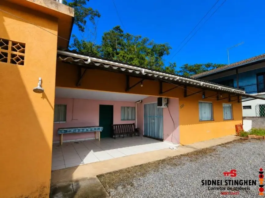 Foto 2 de Casa com 4 quartos à venda, 80m2 em Balneario Barra Do Sul - SC