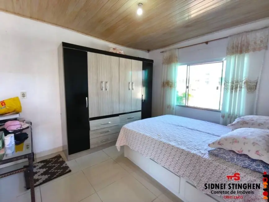 Foto 7 de Casa com 5 quartos à venda, 170m2 em Balneario Barra Do Sul - SC