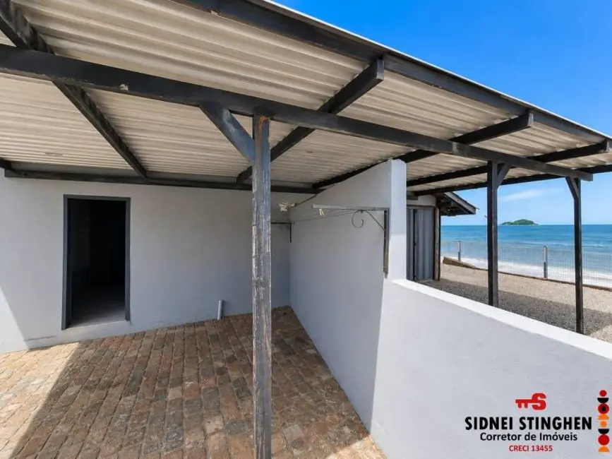 Casa com 2 quartos à venda, 99m2 em Centro, Balneario Barra Do Sul - SC - imagem 3 Foto 3 de Casa com 2 quartos à venda, 99m2 em Centro, Balneario Barra Do Sul - SC