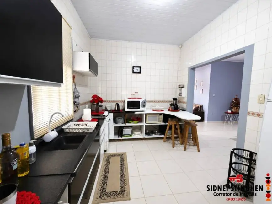 Casa com 2 quartos à venda, 99m2 em Centro, Balneario Barra Do Sul - SC - imagem 5 Foto 5 de Casa com 2 quartos à venda, 99m2 em Centro, Balneario Barra Do Sul - SC