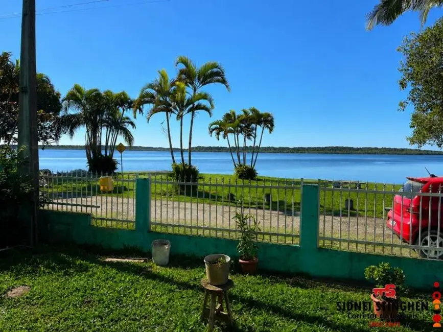 Foto 4 de Casa com 4 quartos à venda, 180m2 em Balneario Barra Do Sul - SC