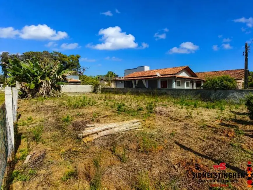 Foto 2 de Terreno / Lote à venda, 405m2 em Balneario Barra Do Sul - SC