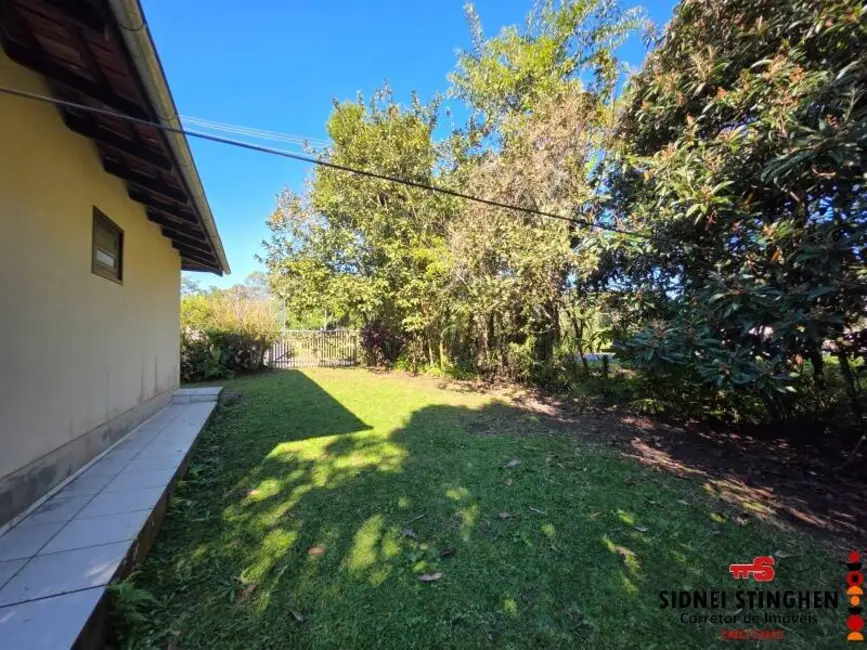 Foto 7 de Chácara com 4 quartos à venda, 135m2 em Balneario Barra Do Sul - SC