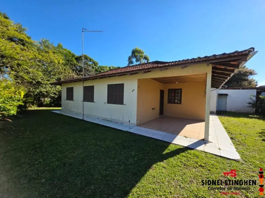 Foto 4 de Chácara com 4 quartos à venda, 135m2 em Balneario Barra Do Sul - SC