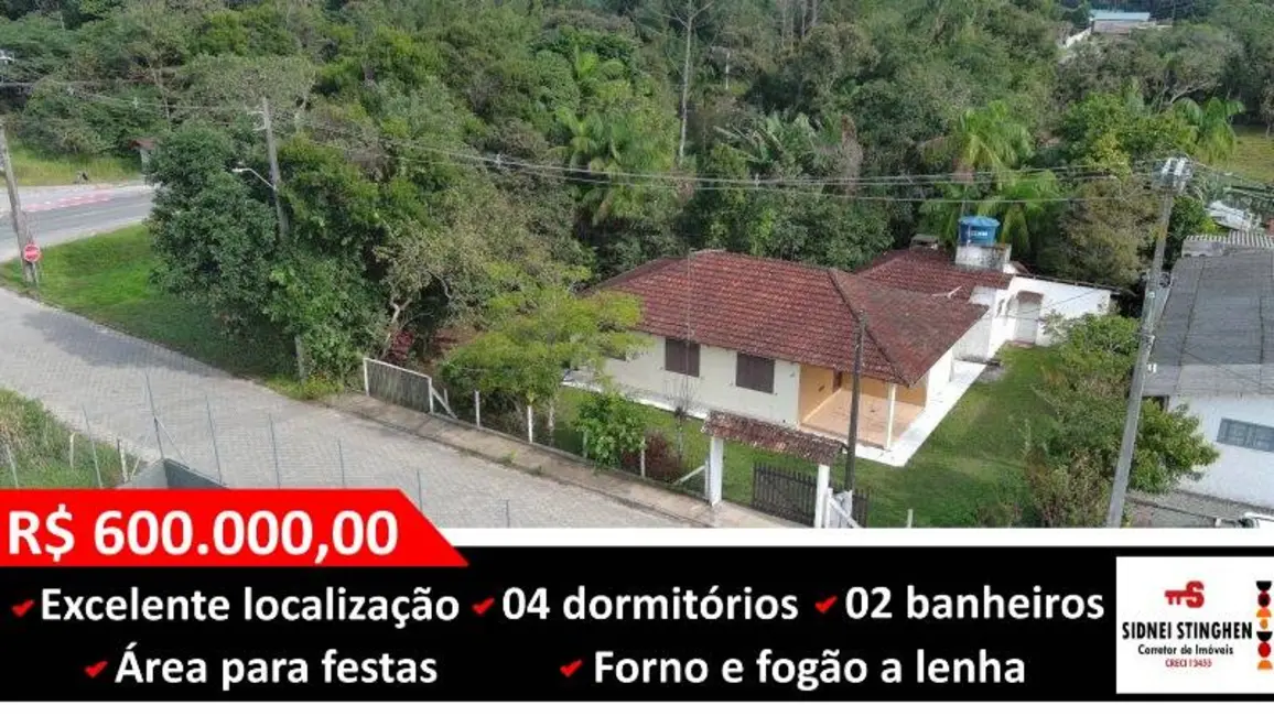 Foto 1 de Chácara com 4 quartos à venda, 135m2 em Balneario Barra Do Sul - SC
