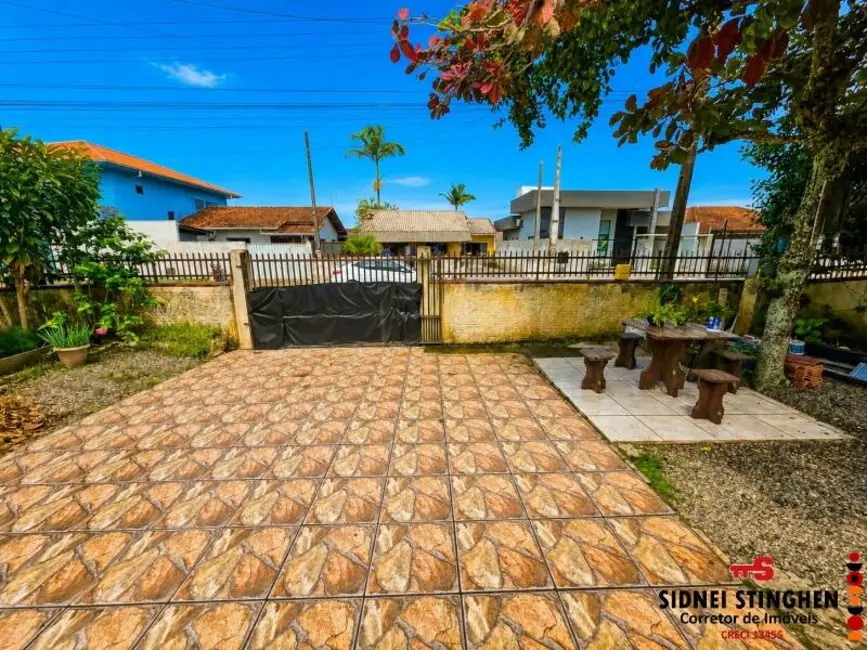 Foto 3 de Casa com 3 quartos à venda, 130m2 em Centro, Balneario Barra Do Sul - SC