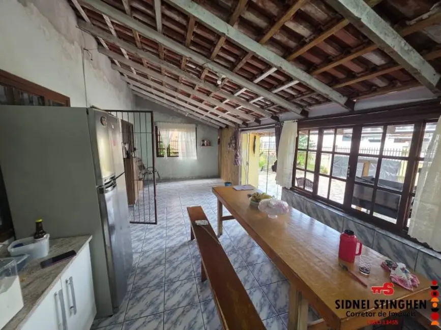 Foto 6 de Casa com 3 quartos à venda, 130m2 em Centro, Balneario Barra Do Sul - SC