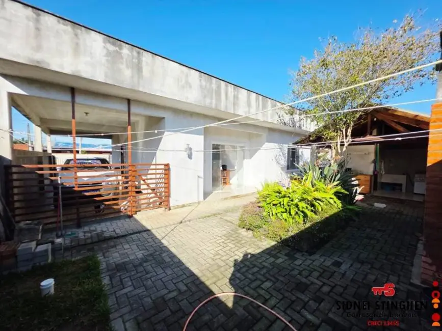 Foto 4 de Casa com 4 quartos à venda, 225m2 em Balneario Barra Do Sul - SC