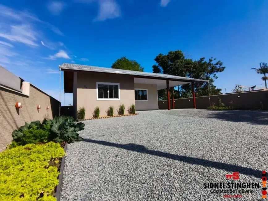Foto 2 de Casa com 2 quartos à venda, 90m2 em Balneario Barra Do Sul - SC