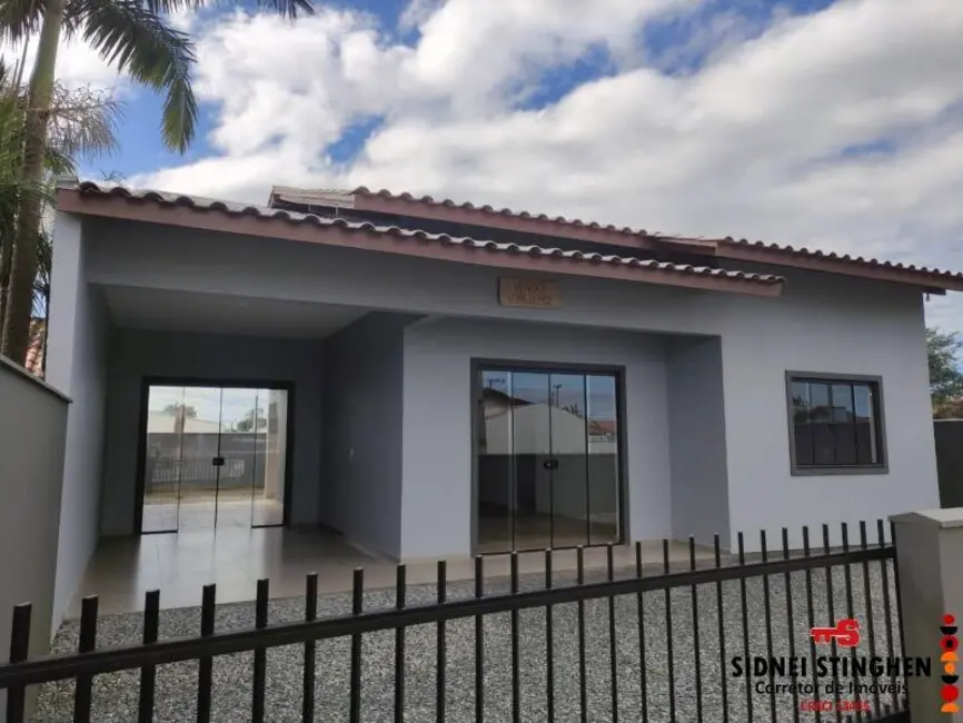 Foto 2 de Casa com 3 quartos à venda, 110m2 em Centro, Balneario Barra Do Sul - SC