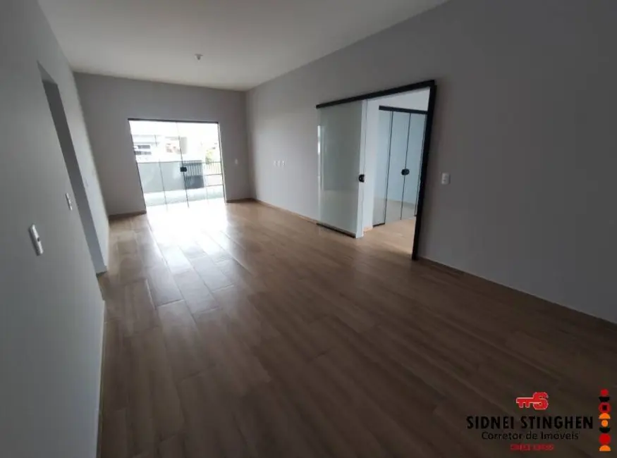 Foto 6 de Casa com 3 quartos à venda, 110m2 em Centro, Balneario Barra Do Sul - SC