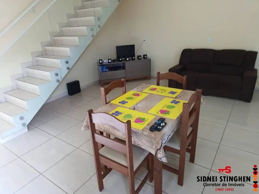 Foto 8 de Casa com 2 quartos à venda, 89m2 em Balneario Barra Do Sul - SC