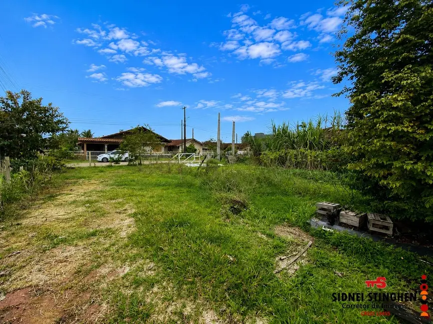Foto 5 de Terreno / Lote à venda, 435m2 em Balneario Barra Do Sul - SC