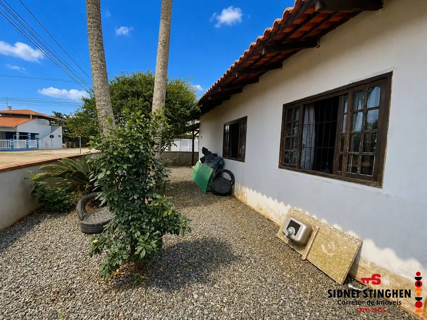 Foto 4 de Casa com 4 quartos à venda, 110m2 em Balneario Barra Do Sul - SC