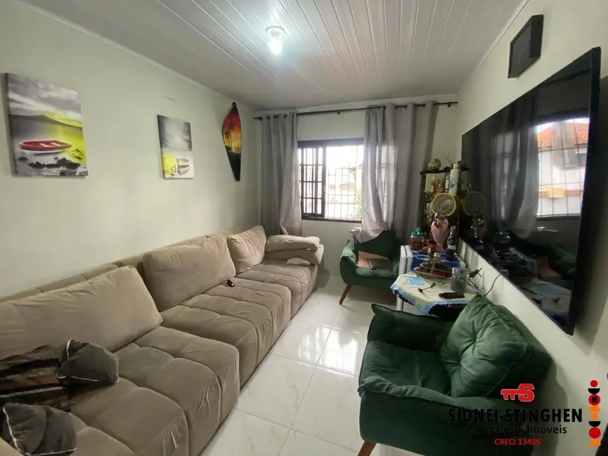 Foto 5 de Casa com 4 quartos à venda, 110m2 em Balneario Barra Do Sul - SC