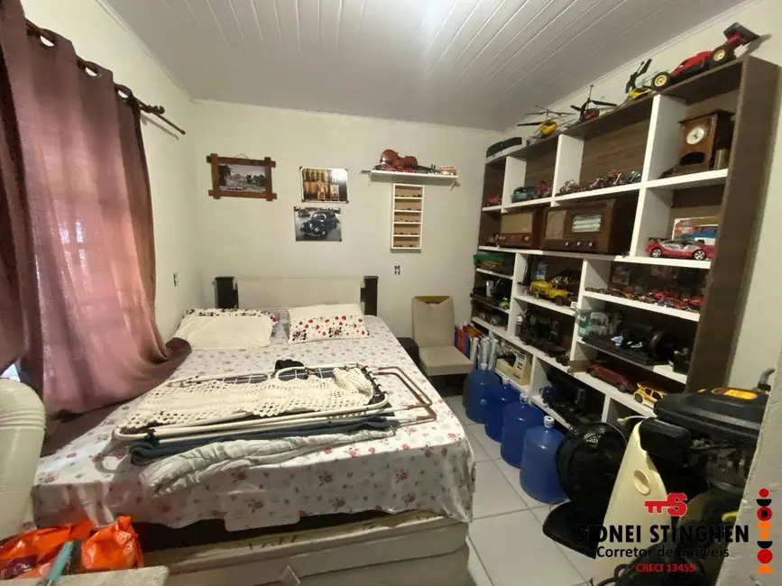 Foto 9 de Casa com 4 quartos à venda, 110m2 em Balneario Barra Do Sul - SC