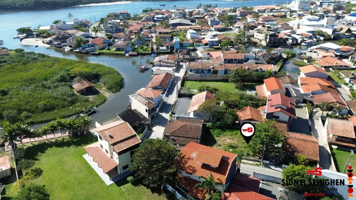 Foto 2 de Terreno / Lote à venda, 158m2 em Centro, Balneario Barra Do Sul - SC