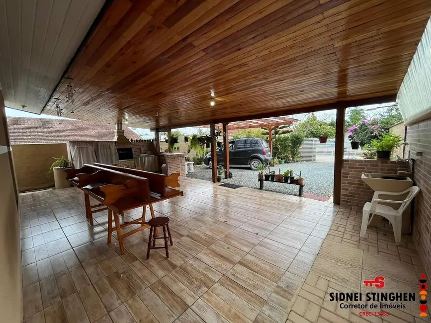 Foto 6 de Casa com 3 quartos à venda, 139m2 em Balneario Barra Do Sul - SC