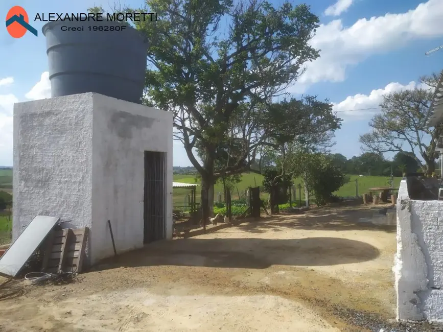 Foto 9 de Chácara com 2 quartos à venda e para alugar, 1800m2 em Aracoiaba Da Serra - SP