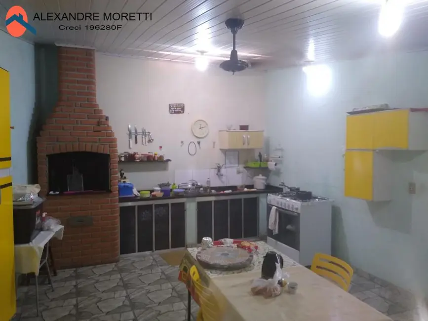 Casa com 3 quartos à venda, 250m2 em Jardim Planalto, Sorocaba - SP - imagem 8 Foto 8 de Casa com 3 quartos à venda, 250m2 em Jardim Planalto, Sorocaba - SP