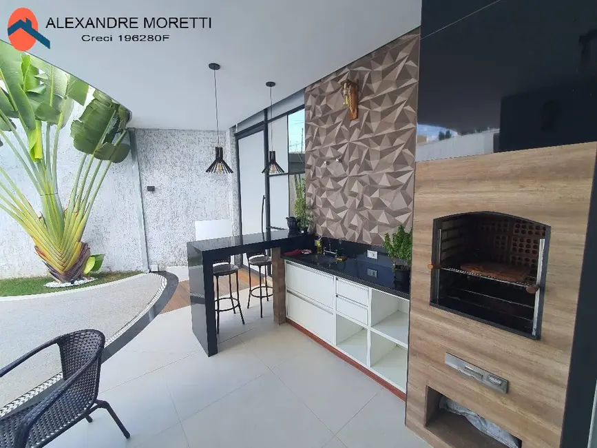 Casa com 3 quartos à venda, 300m2 em Jardim Novo Horizonte, Sorocaba - SP - imagem 9 Foto 9 de Casa com 3 quartos à venda, 300m2 em Jardim Novo Horizonte, Sorocaba - SP