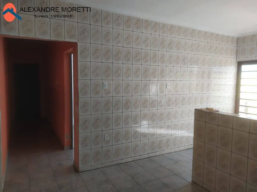 Foto 11 de Casa com 2 quartos para alugar, 250m2 em Jardim Atílio Silvano, Sorocaba - SP