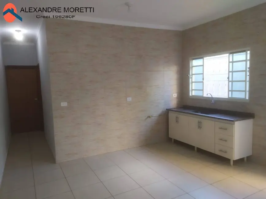 Casa com 2 quartos para alugar, 200m2 em Jardim Santa Rosa, Sorocaba - SP - imagem 9 Foto 9 de Casa com 2 quartos para alugar, 200m2 em Jardim Santa Rosa, Sorocaba - SP