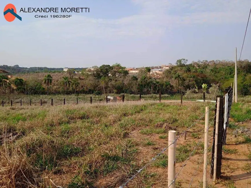Foto 4 de Terreno / Lote à venda, 1000m2 em Aracoiaba Da Serra - SP