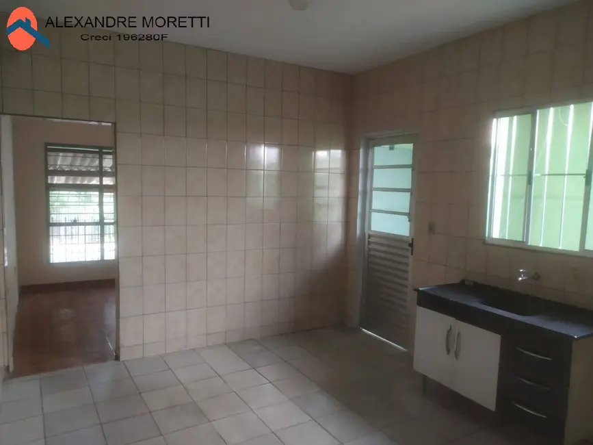 Foto 9 de Casa com 2 quartos para alugar, 120m2 em Jardim Atílio Silvano, Sorocaba - SP