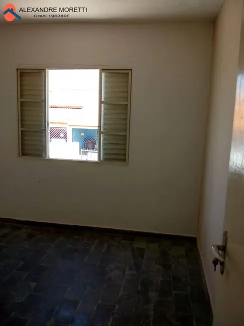 Foto 9 de Casa com 2 quartos para alugar, 125m2 em Parque das Laranjeiras, Sorocaba - SP