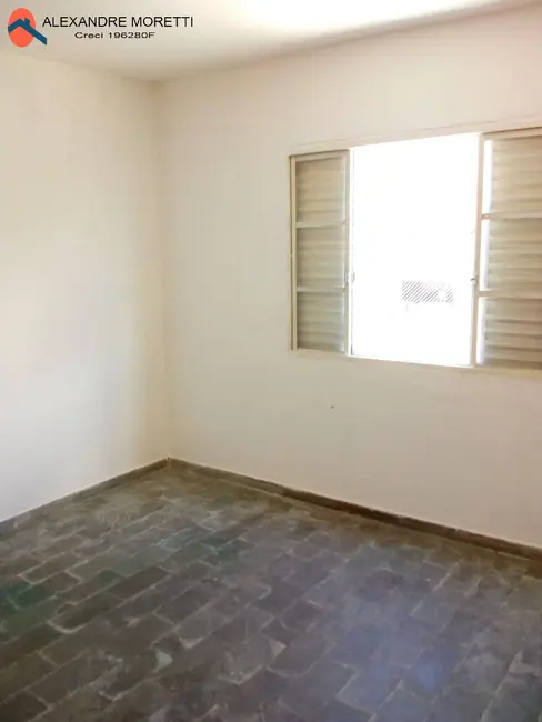 Foto 8 de Casa com 2 quartos para alugar, 125m2 em Parque das Laranjeiras, Sorocaba - SP