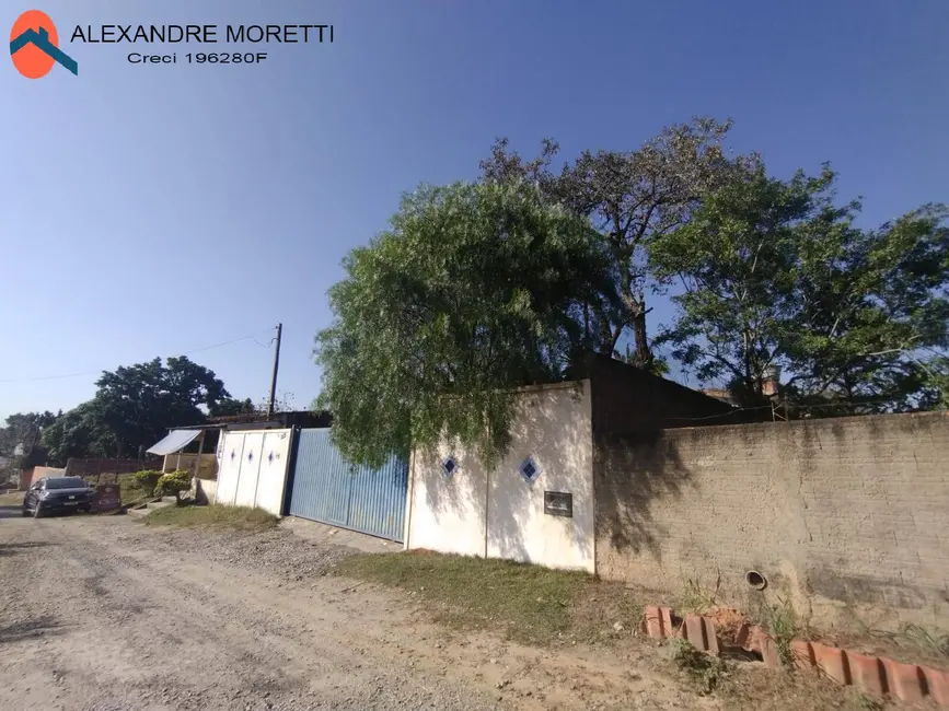 Chácara com 3 quartos à venda, 1100m2 em Aracoiaba Da Serra - SP - imagem 1 Foto 1 de Chácara com 3 quartos à venda, 1100m2 em Aracoiaba Da Serra - SP