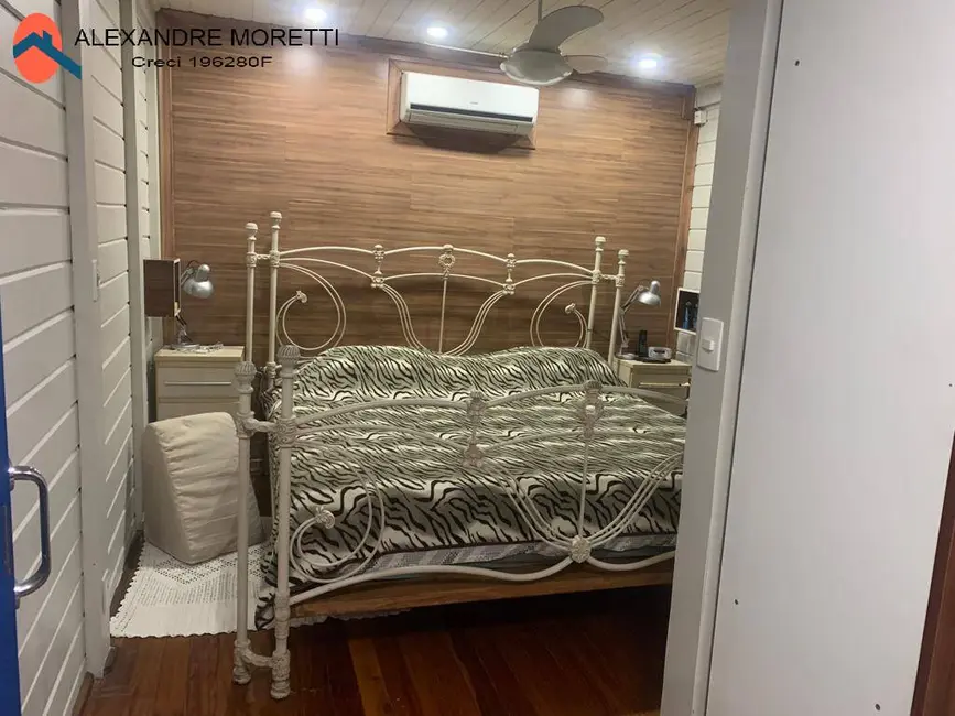 Casa com 3 quartos à venda, 360m2 em Zona Industrial, Sorocaba - SP - imagem 5 Foto 5 de Casa com 3 quartos à venda, 360m2 em Zona Industrial, Sorocaba - SP