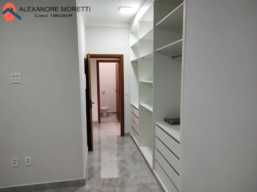 Casa com 3 quartos à venda, 250m2 em Cajuru do Sul, Sorocaba - SP - imagem 8 Foto 8 de Casa com 3 quartos à venda, 250m2 em Cajuru do Sul, Sorocaba - SP