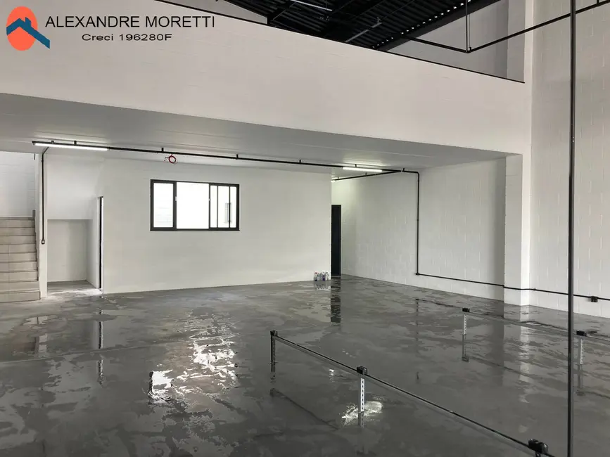 Foto 4 de Sala Comercial para alugar, 300m2 em Jardim Santa Cecília, Sorocaba - SP