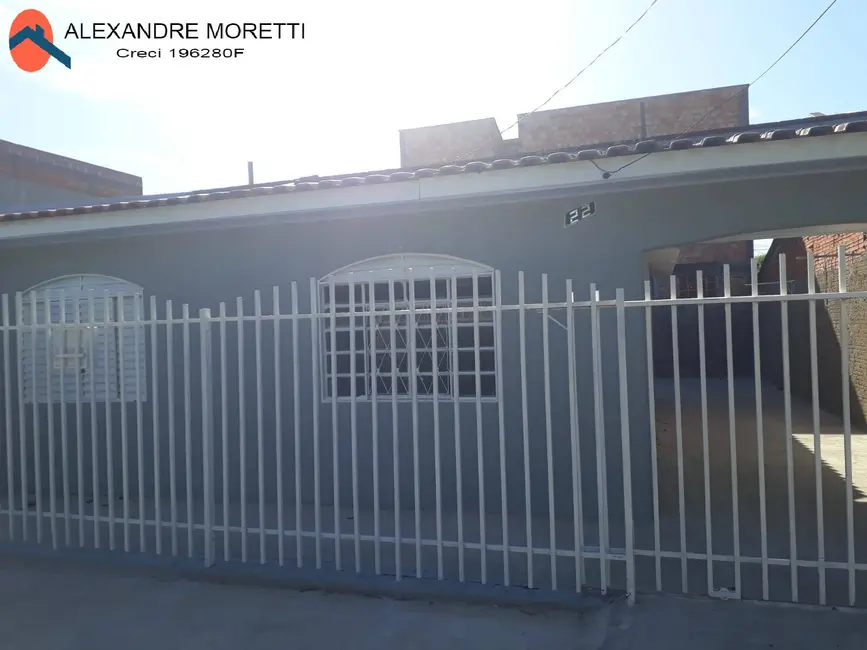 Foto 1 de Casa com 2 quartos à venda, 175m2 em Santo Antonio Da Platina - PR