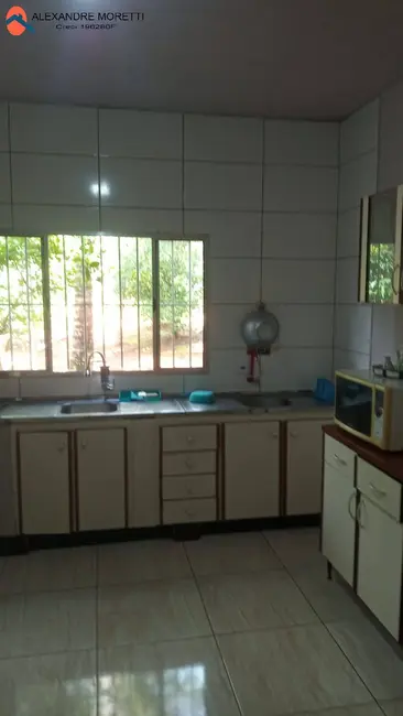 Foto 4 de Chácara com 2 quartos à venda e para alugar, 1000m2 em Ipero - SP