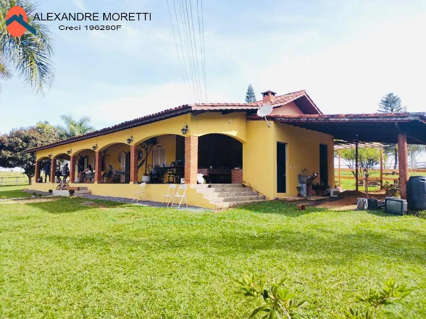 Foto 1 de Casa com 3 quartos à venda, 6000m2 em Aracoiaba Da Serra - SP