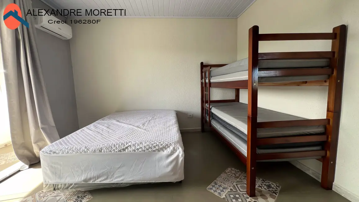 Chácara com 7 quartos à venda e para alugar em Aracoiaba Da Serra - SP - imagem 9 Foto 9 de Chácara com 7 quartos à venda e para alugar em Aracoiaba Da Serra - SP