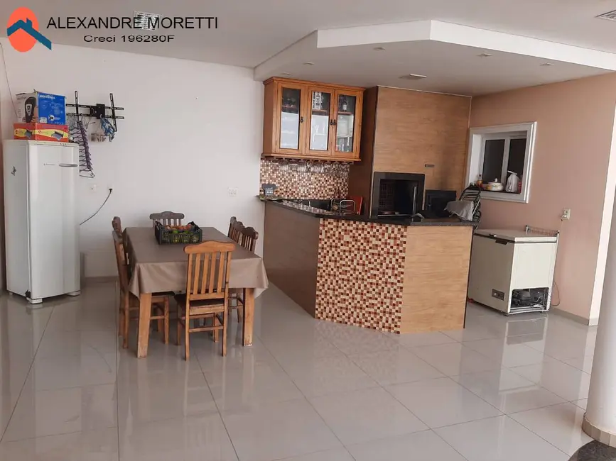 Casa à venda, 265m2 em Iporanga, Sorocaba - SP - imagem 6 Foto 6 de Casa à venda, 265m2 em Iporanga, Sorocaba - SP