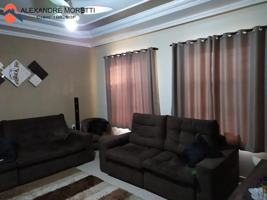 Casa com 3 quartos à venda, 300m2 em Vila Helena, Sorocaba - SP - imagem 8 Foto 8 de Casa com 3 quartos à venda, 300m2 em Vila Helena, Sorocaba - SP