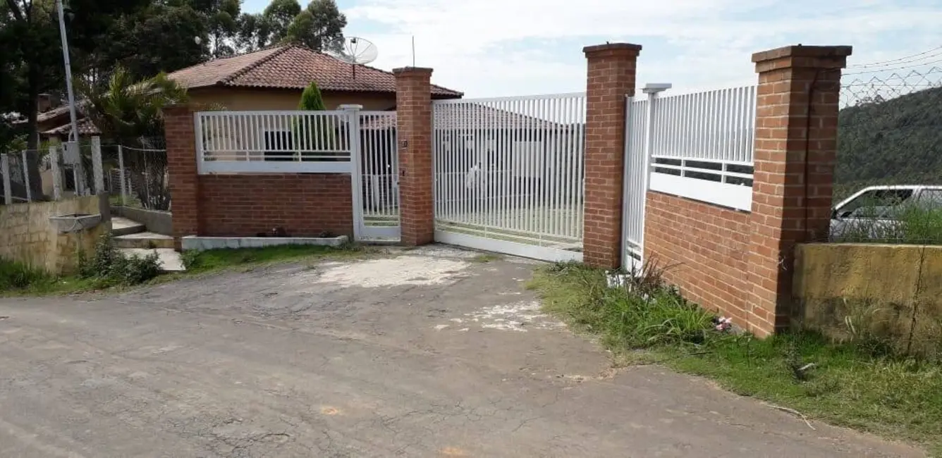 Foto 2 de Chácara com 3 quartos à venda, 20000m2 em Pocos De Caldas - MG